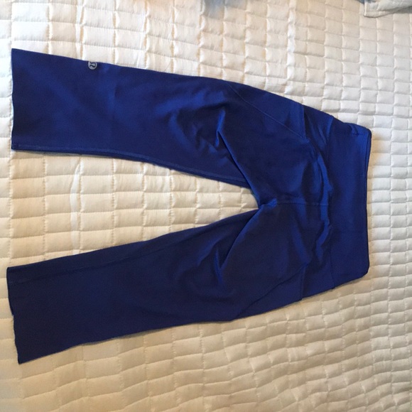 Lululemon leggings - Picture 2 of 4